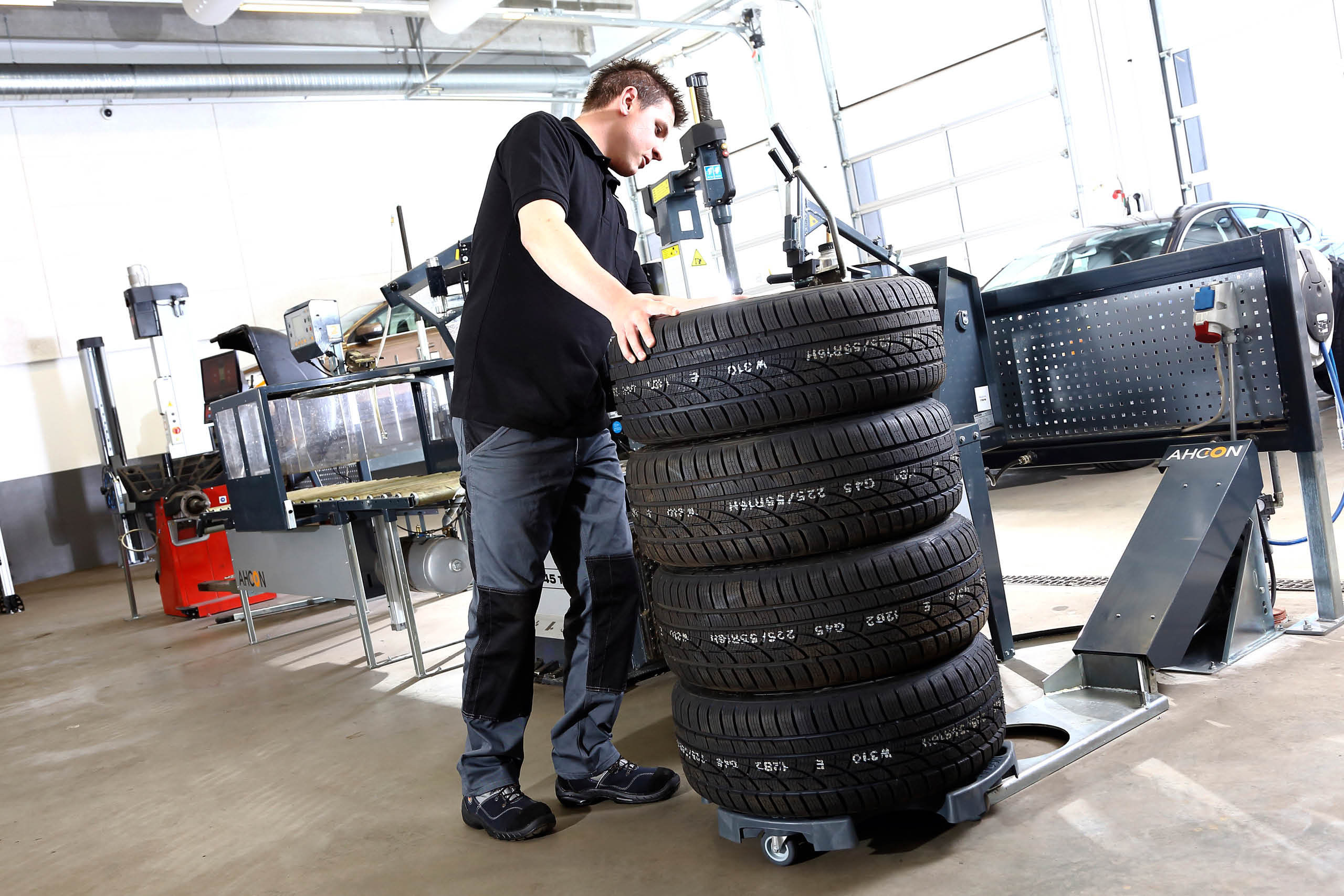 Wheel Trolley Lift